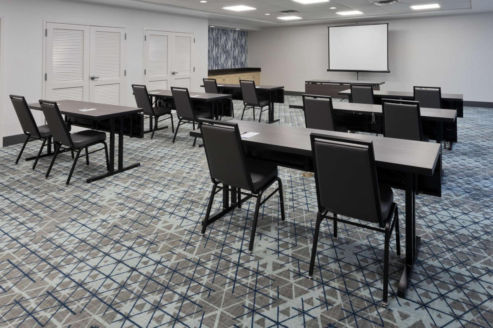 Hilton Garden Inn Birmingham Se/Liberty Park Exterior foto